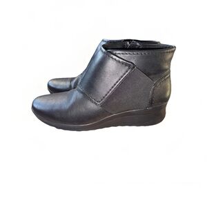 Cloudsteppers by Clarks Black Ankle Boots